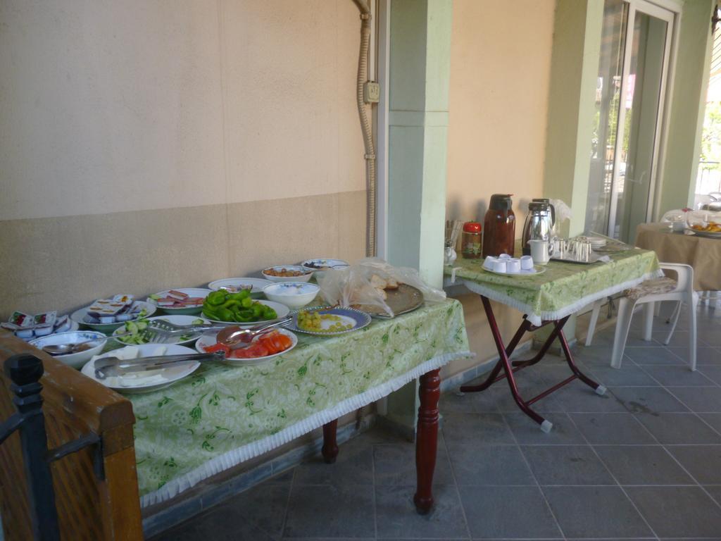 Cicek Hotel & Apartments Fethiye Esterno foto