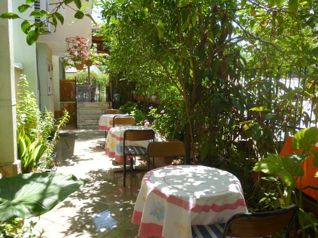 Cicek Hotel & Apartments Fethiye Esterno foto
