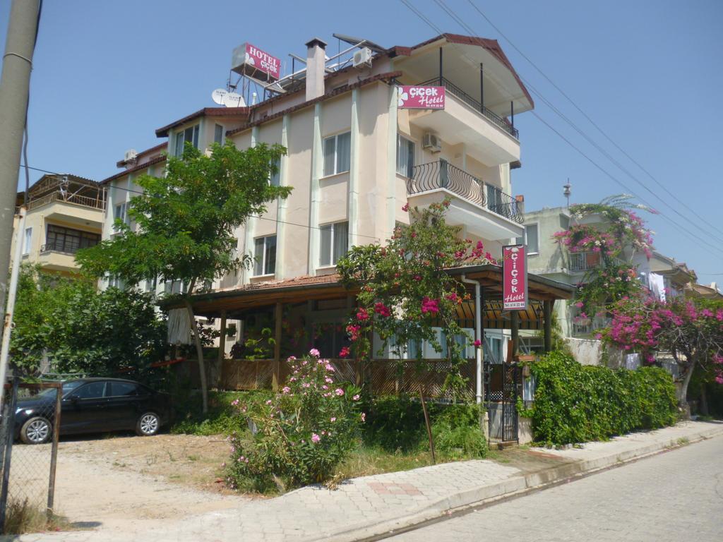 Cicek Hotel & Apartments Fethiye Esterno foto
